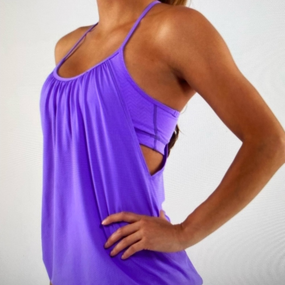 Lululemon yoga top NO LIMIT sz.8